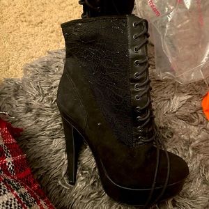 River island shoes with net ! Goth vibes !! High heels